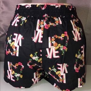 VS NWT Love Graphic drawstring sleep shorts L